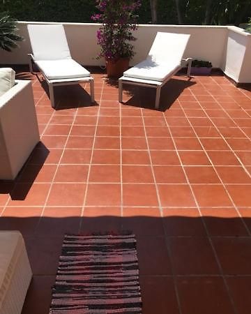 Hacienda Nagueles 1, 2 Bed 2 Bath, Large Terrace 400M From Beach マルベーリャ エクステリア 写真