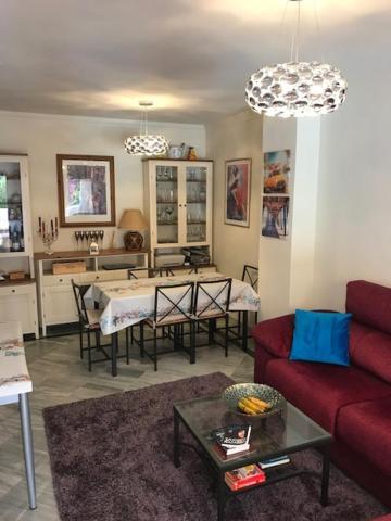Hacienda Nagueles 1, 2 Bed 2 Bath, Large Terrace 400M From Beach マルベーリャ エクステリア 写真