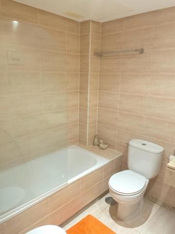 Hacienda Nagueles 1, 2 Bed 2 Bath, Large Terrace 400M From Beach マルベーリャ エクステリア 写真